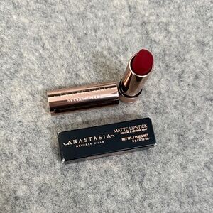 Anastasia Beverly Hills Matte Lipstick - Royal Red
